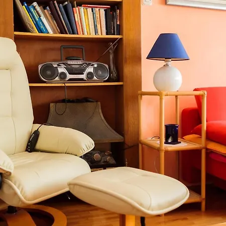 Apartment Comfortable And Fully Furbished In Center Split